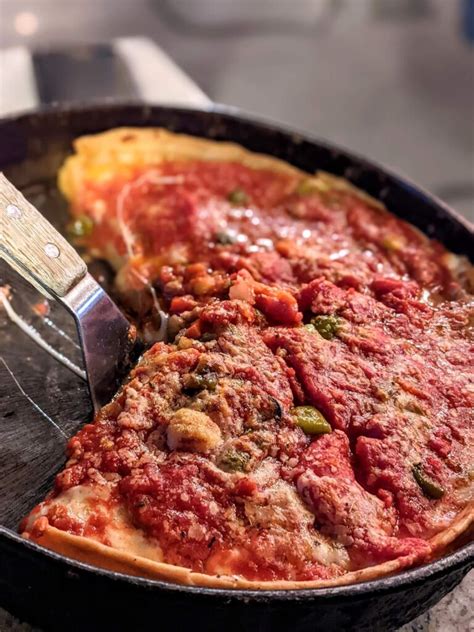 Lou Malnatis Phoenix Deep Dish Appetites Abroad