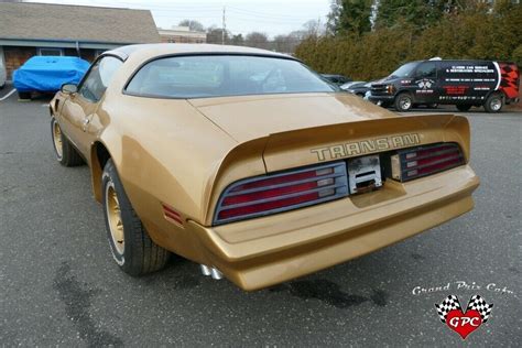 Pontiac Firebird Trans Am Y Gold Special Edition Classic