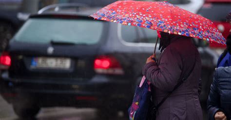 Meteo Decembrie Ploi Lapovi Cer Noros I Temperaturi De C