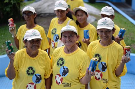 Catadores De Lixo De Parintins Comemoram Melhorias Promovidas Por