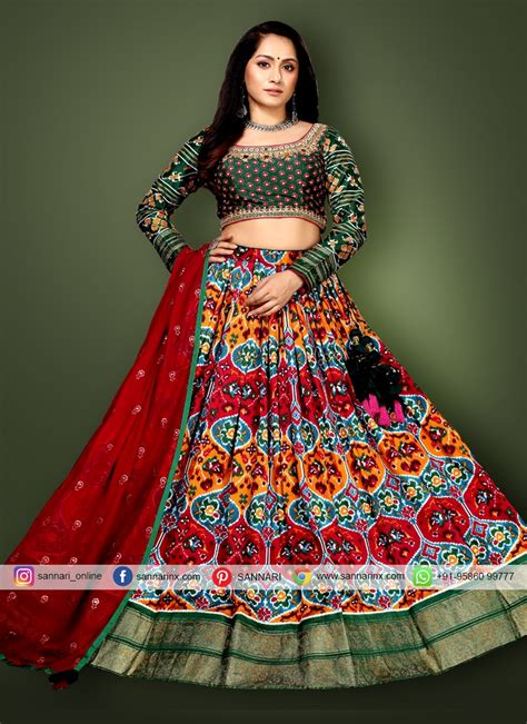 Enthralling Silk Hand Work In Readymade Chaniya Choli