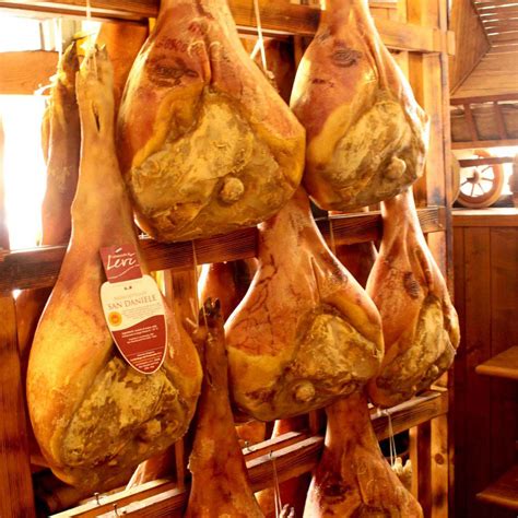 San Daniele Del Friuli In Italy Is All About The Ham Italian Notes