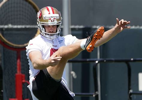 49ers punter Mitch Wishnowsky absolutely leveled a Broncos returner