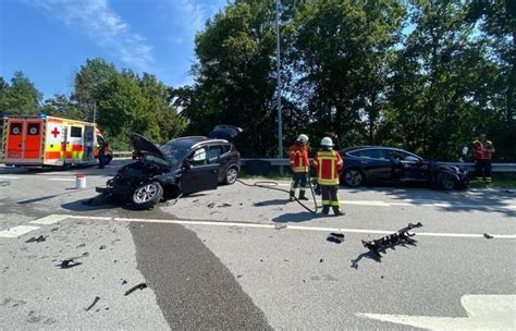 Unfall mit zwei Fahrzeugen zwischen Pfarrkirchen und Postmünster