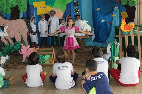 Informação Científica Com Diversão No Parque De Brasília — Instituto