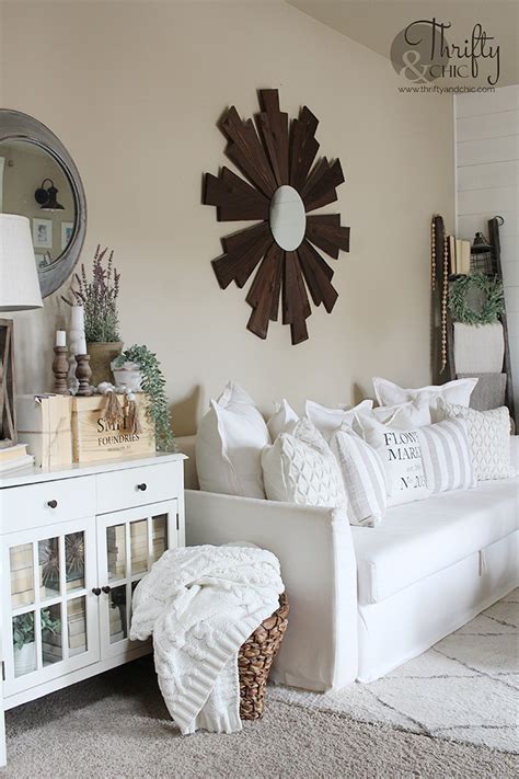 Thrifty and Chic - DIY Projects and Home Decor