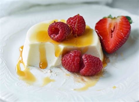 Greek Yogurt Panna Cotta Modern Honey