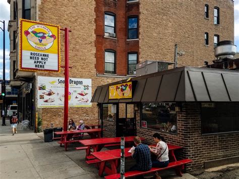 The Wieners Circle Will Offer Free Food Jan 1 Before Closing