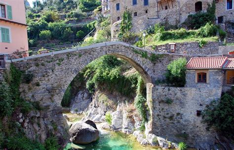 Beau Village De Moustiers Sainte Marie