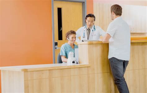 4 Reasons Why Unified Communications Transforms Medical Practices UniVoIP