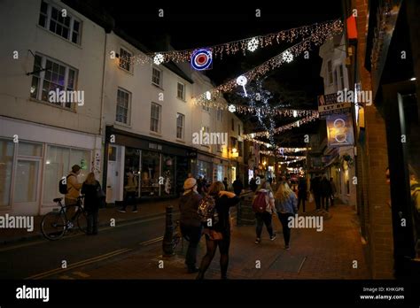 Brighton Laines Christmas Hi Res Stock Photography And Images Alamy