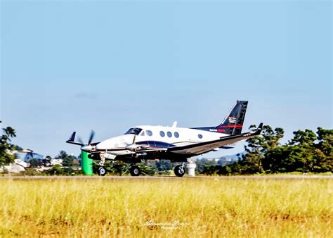 Beechcraft King Air C90 GTx Táxi Aéreo Hércules