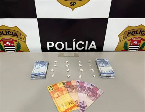 DISE prende homem de 61 anos por tráfico de drogas em seu estabelecimento