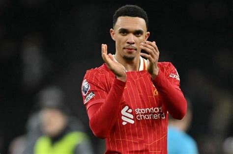 Masa Depan Trent Alexander Arnold Masih Abu Abu Liverpool Mulai Cari