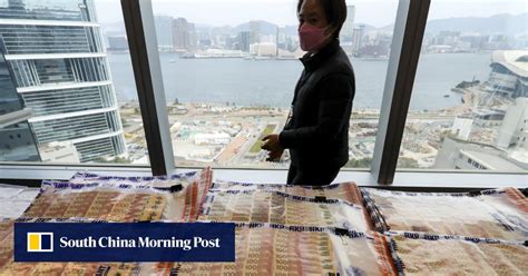 Police Arrest Seven Hong Kong Bankers In Hk 6 3 Billion Money