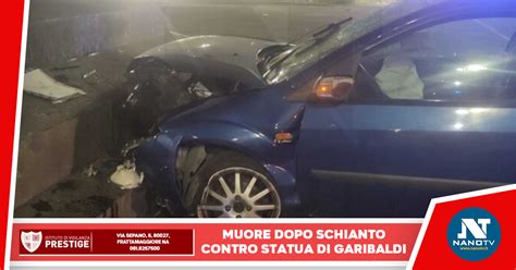 Grave Incidente A Napoli Uomo Deceduto Dopo Collisione Con La Statua