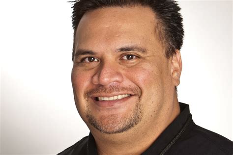 New Voice for Hawaiians - Hawaii Business Magazine