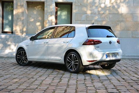 2016 Volkswagen Golf Gte First Drive Digital Trends