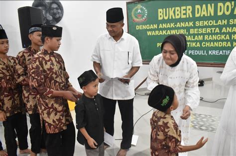 Danrem 043 Gatam Bersama Ketua Persit Kartika Chandra Kirana Koorcab