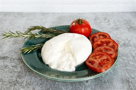 Burrata Cheese Recipe How To Make Burrata At Home Taste Of Home