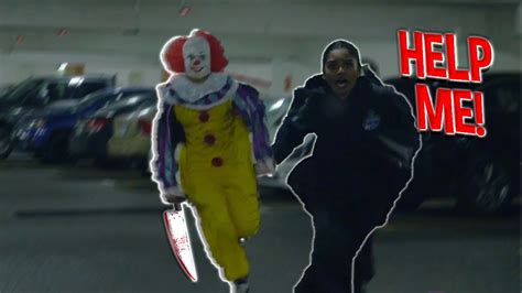 Terrifying Killer Clown Scare Prank Backfires Arrested Mob Llc Youtube