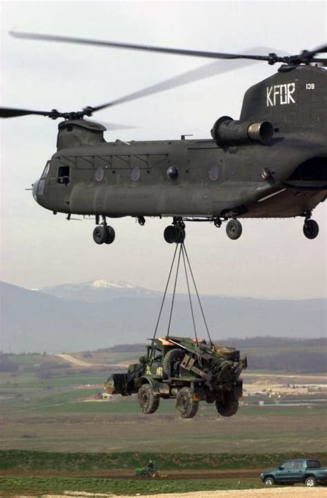 Ch 47 Chinook Helicopter