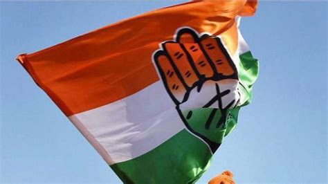 Two Telangana Tdp Leaders 60 Others Join Congress