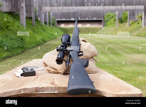 sniper rifle on gun range Stock Photo - Alamy