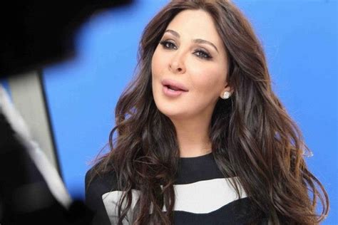 إليسا متفائلة جدا بالعام الجديد مجلة هي