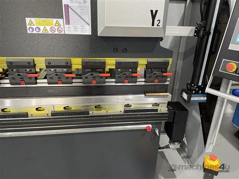 New Alpha Lzk Lzk Cnc Axis Press Brake With Crowning T