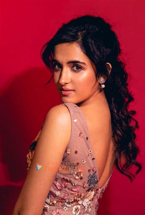 Shirley Setia Photos Images Hd Wallpapers Shirley Setia Hd Images