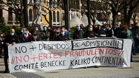 Huelga De Los Trabajadores De Una Planta En Landaben Ante Un Despido