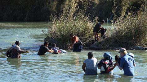 Un Ni O Hondure O De A Os Muere Ahogado En El R O Bravo Cuando