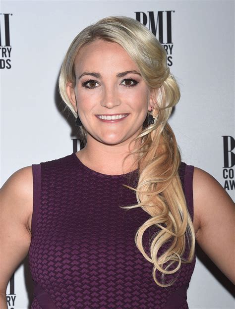 Jamie Lynn Spears Reportedly Banned From Discussing Britney Spears