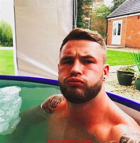 SHIRTLESS PEOPLE English Rugby Player Zak Hardaker Shirtless In The