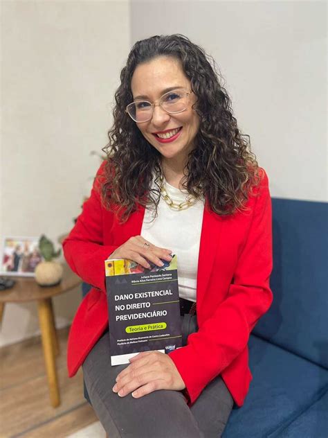 Juliane Penteado Apresenta Seu Novo Livro Intitulado Dano Existencial