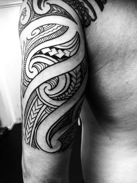 Pin Van Kaimoehai Huwae Op Polynesian Maori Inspired Tattoo