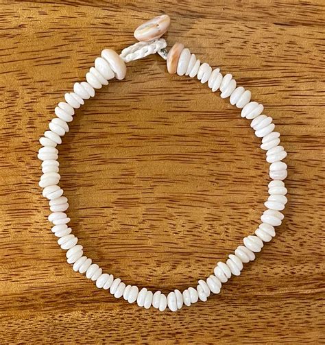 Hawaiian Puka Shell Bracelet Maui Hands