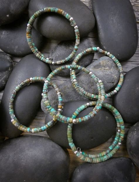 Native American Green Turquoise Bead Memory Wire Stac Gem