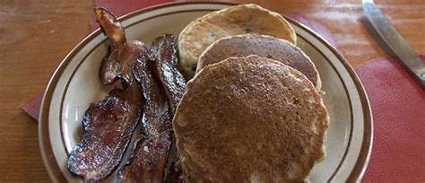 Polly’s Pancake Parlor (Sugar Hill, NH) | Offbeat Eats