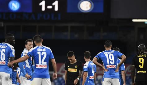 FOTO Singkirkan Inter Milan Napoli Lolos Ke Final Coppa Italia Foto