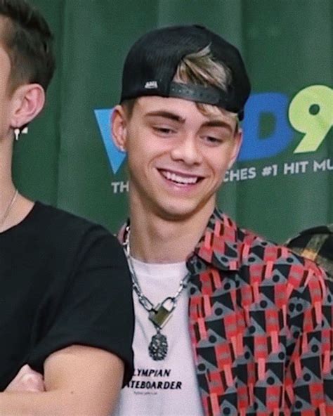 Picture Of Corbyn Besson In General Pictures Corbyn Besson 1585075746