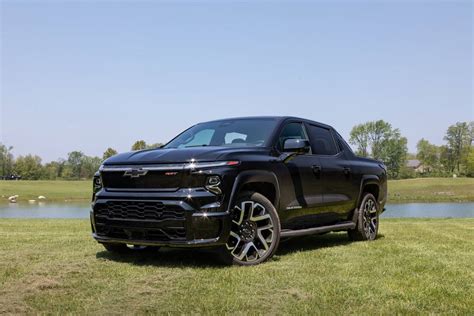 Chevrolet Silverado Ev First Edition Rst Review All The Bells