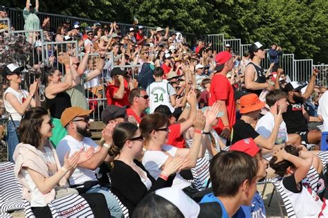 À Dinan un show à laméricaine pour le tournoi international de basket