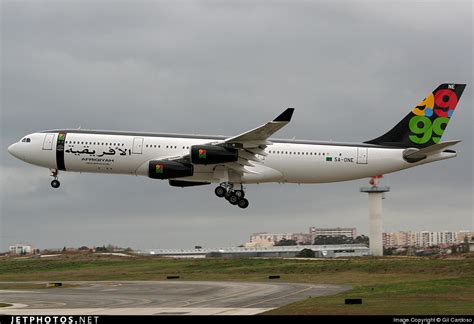 A One Airbus A Afriqiyah Airways Gil Cardoso Jetphotos