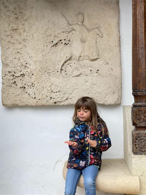 In Vizita La Conace Langa Pitesti Vila Florica Si Conacul Golescu