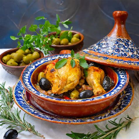 La Magie De La Cuisine Marocaine Tajine De Poulet Aux Olives