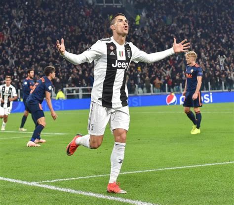 Cristiano Ronaldo Hits 100 Champions League Wins Inquirer Sports