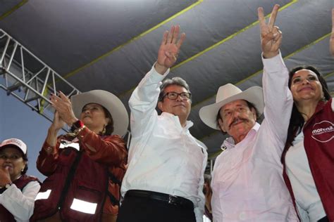 Al ritmo de los Kumbia Kings Armando Guadiana cierra campaña en Saltillo