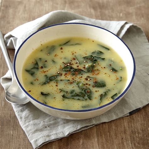 Potato Kale Soup Healthy Recipes WW Canada